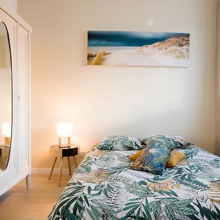 Lägenhet Magnifique T3 Totalement Renove, Hypercentre Rochefort, Arrivee Autonome ! *